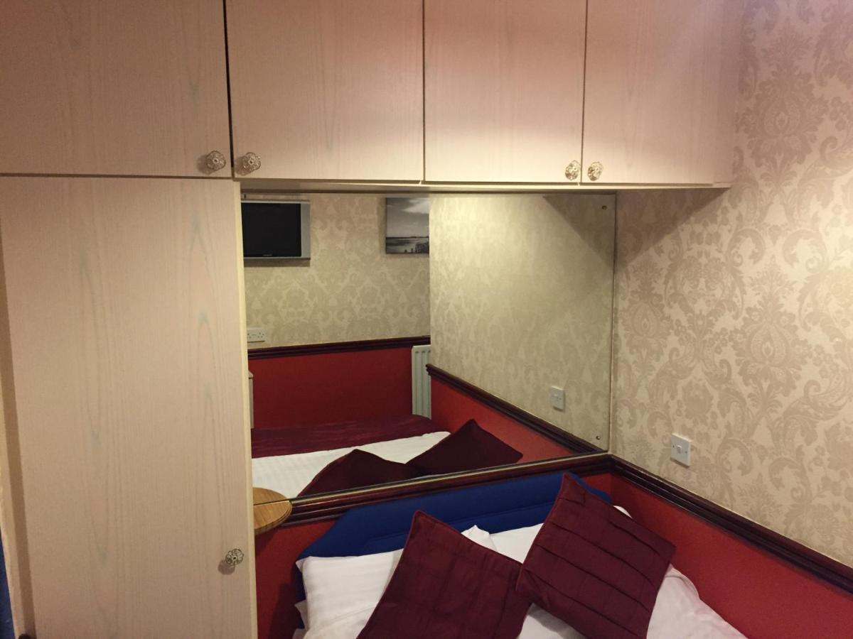Valdene Bed & Breakfast Blackpool